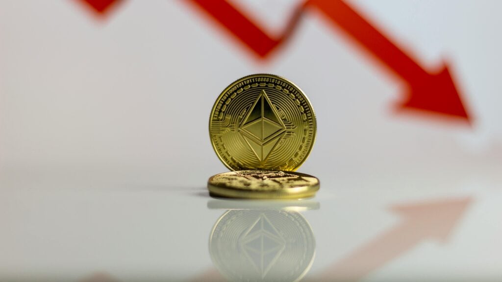 Common investment mistakes in investing and wealth building that affect financial success